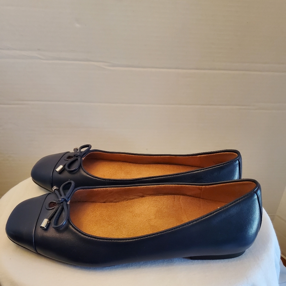 Vionic Klara Leather Navy Blue Ballet Flats, Size 8.5 Wide - Picture 7 of 12
